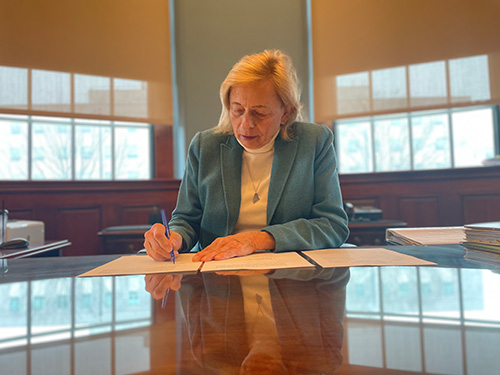 Governor Mills Signs Independent Commission Executive Order