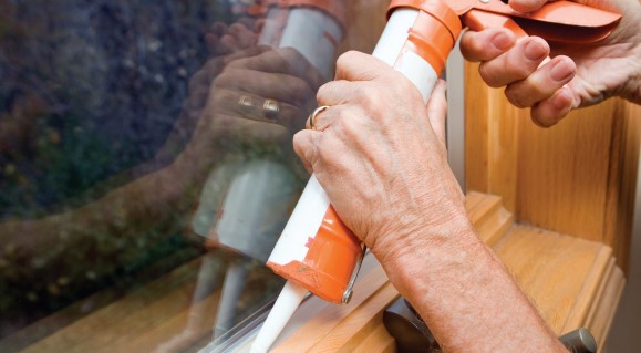 Caulking windows