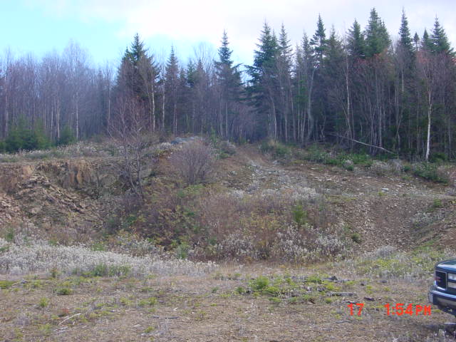 P25_Pit_&_Atv_Trail_Leading_Up_B_Nuble_From_Access_Road.jpg