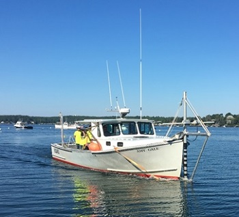 The F/V Amy Gale under way