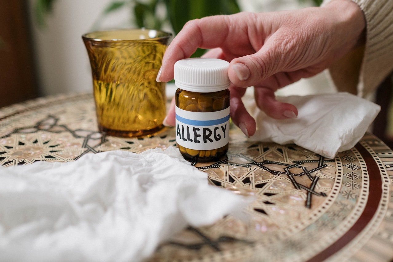 allergy medication bottle