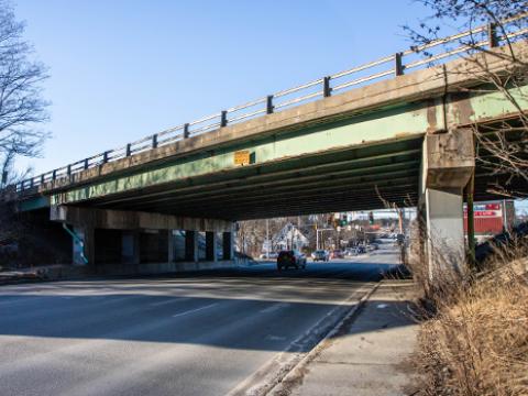 broadway bridge in bangor