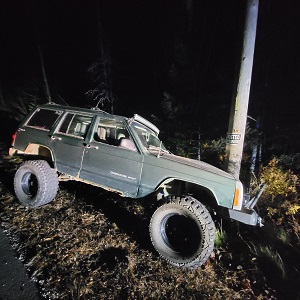 Stolen Jeep crashed in Franklin