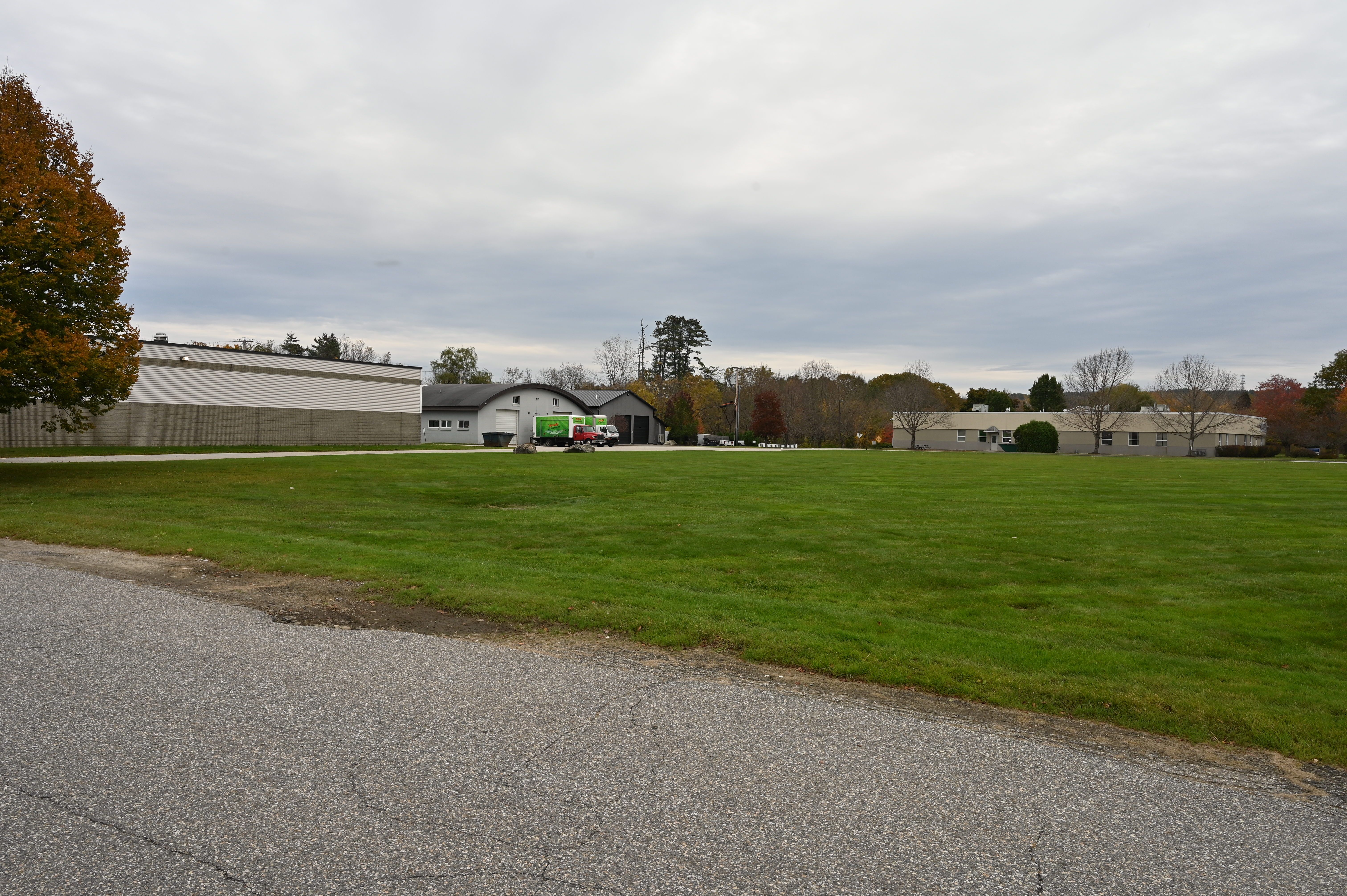 BOWLING ALLEY-OVERALL EXTERIOR (DAYTIME)