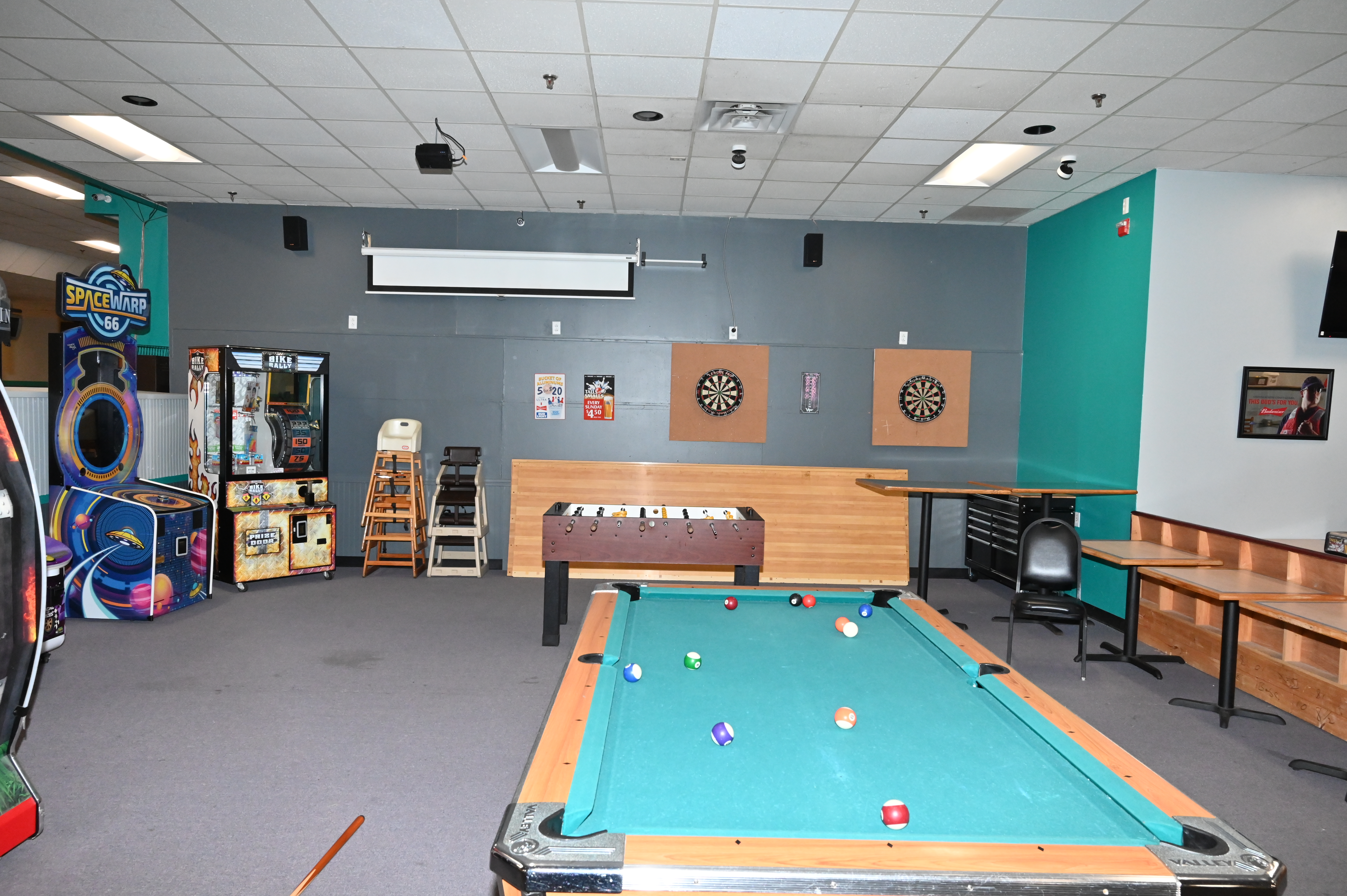 BOWLING ALLEY-OVERALL AND MIDRANGE PLACARDS
