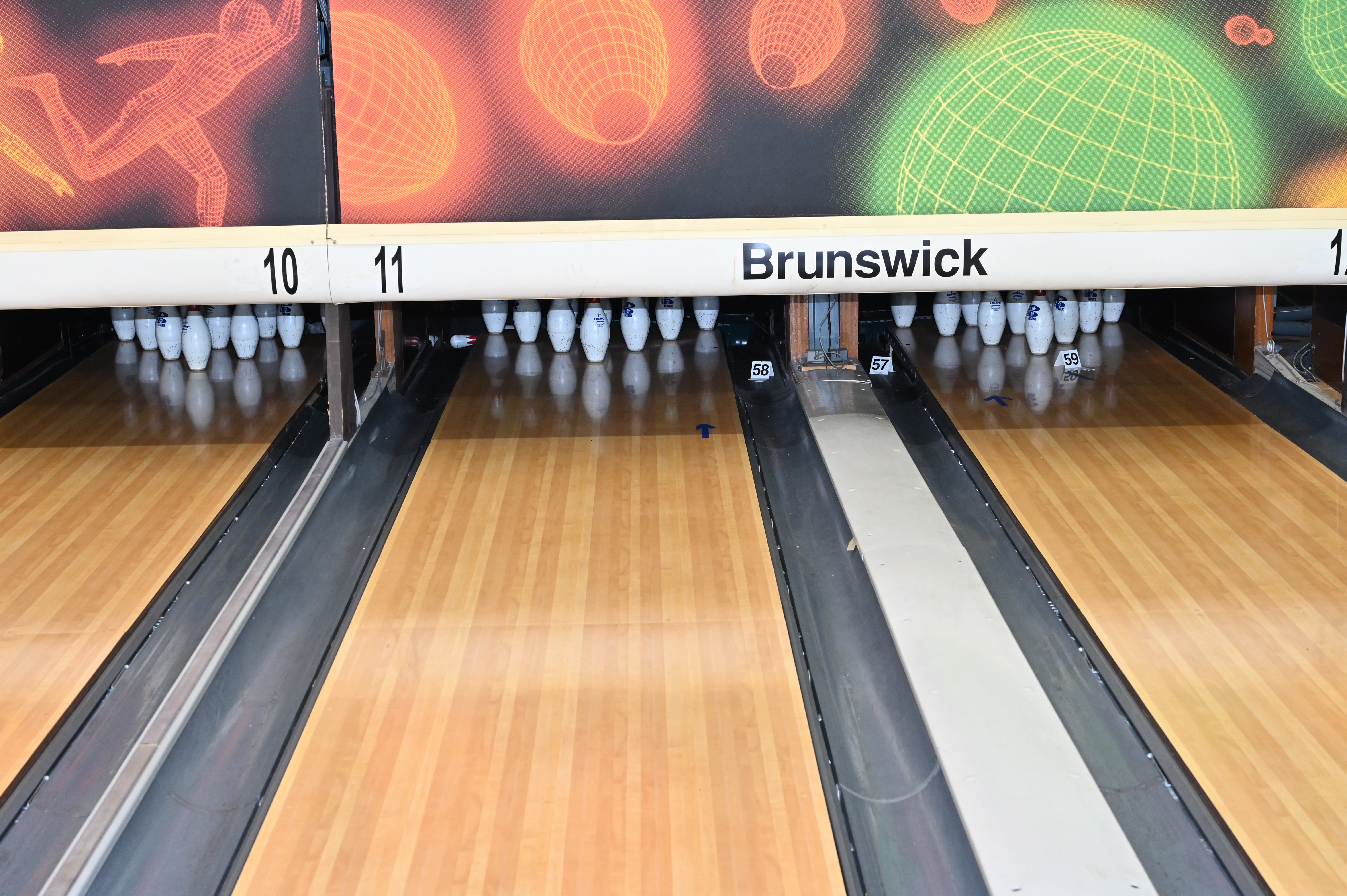BOWLING ALLEY-OVERALL AND MIDRANGE PLACARDS