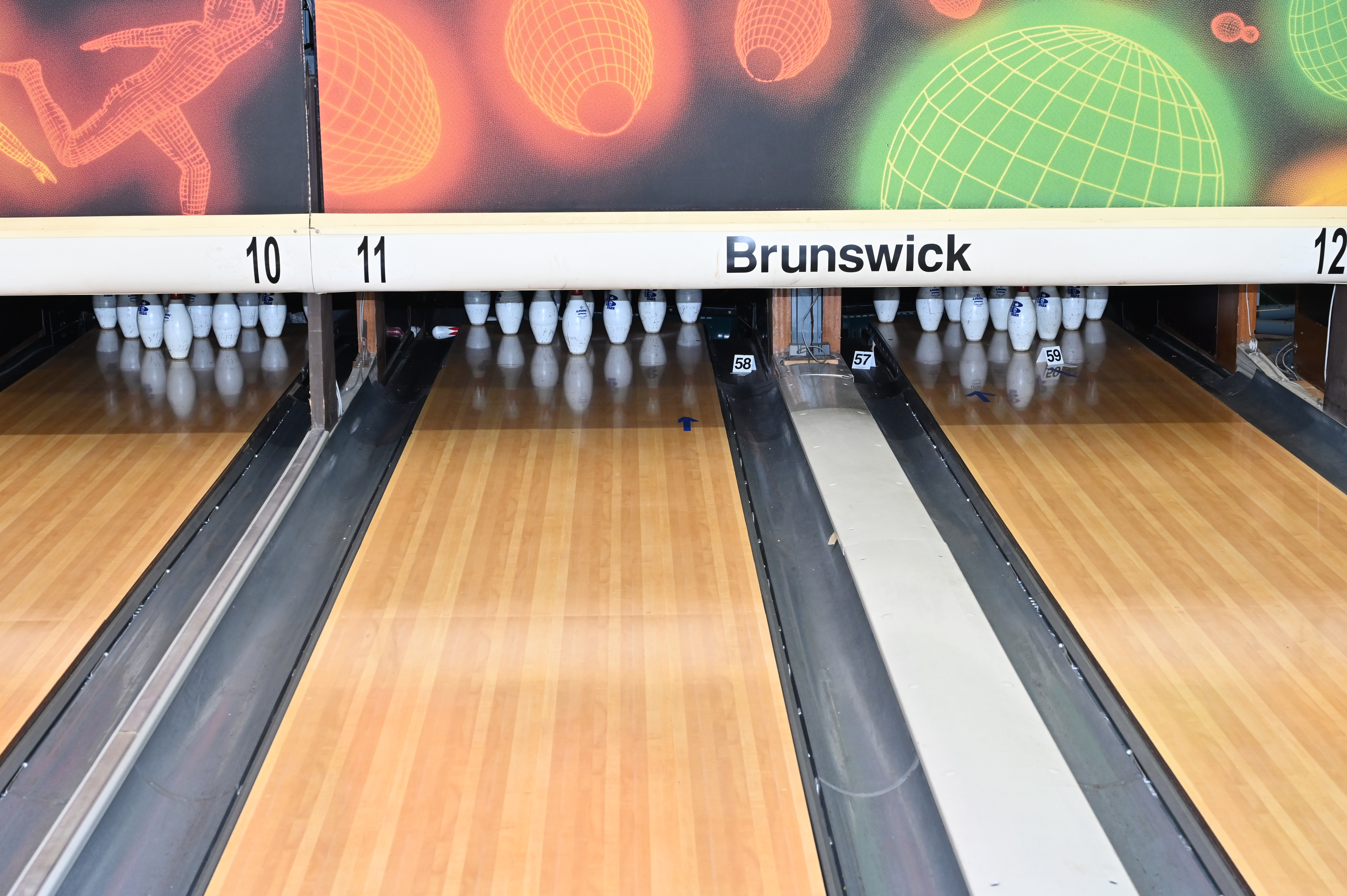 BOWLING ALLEY-OVERALL AND MIDRANGE PLACARDS