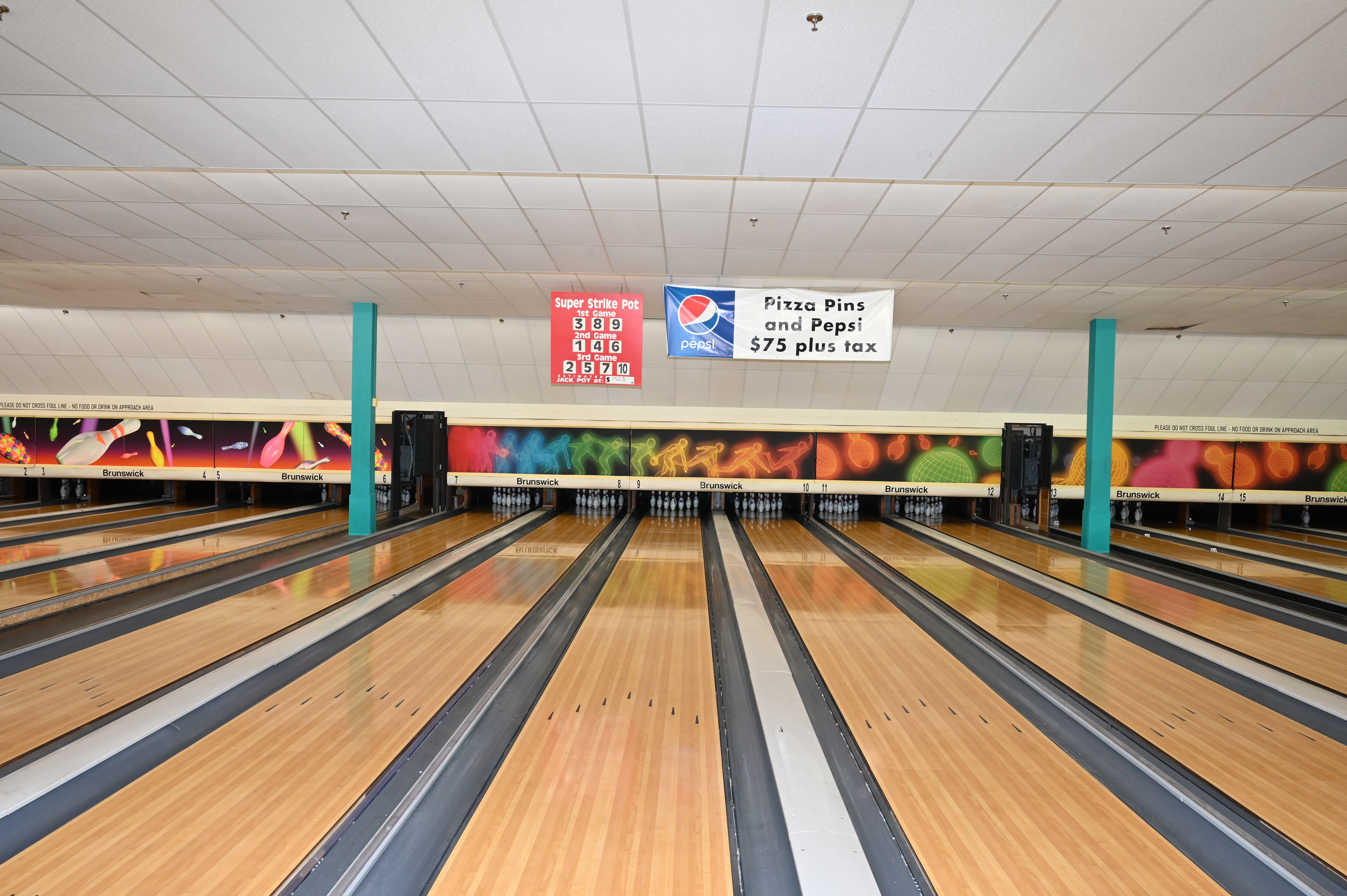 BOWLING ALLEY-OVERALL AND MIDRANGE PLACARDS