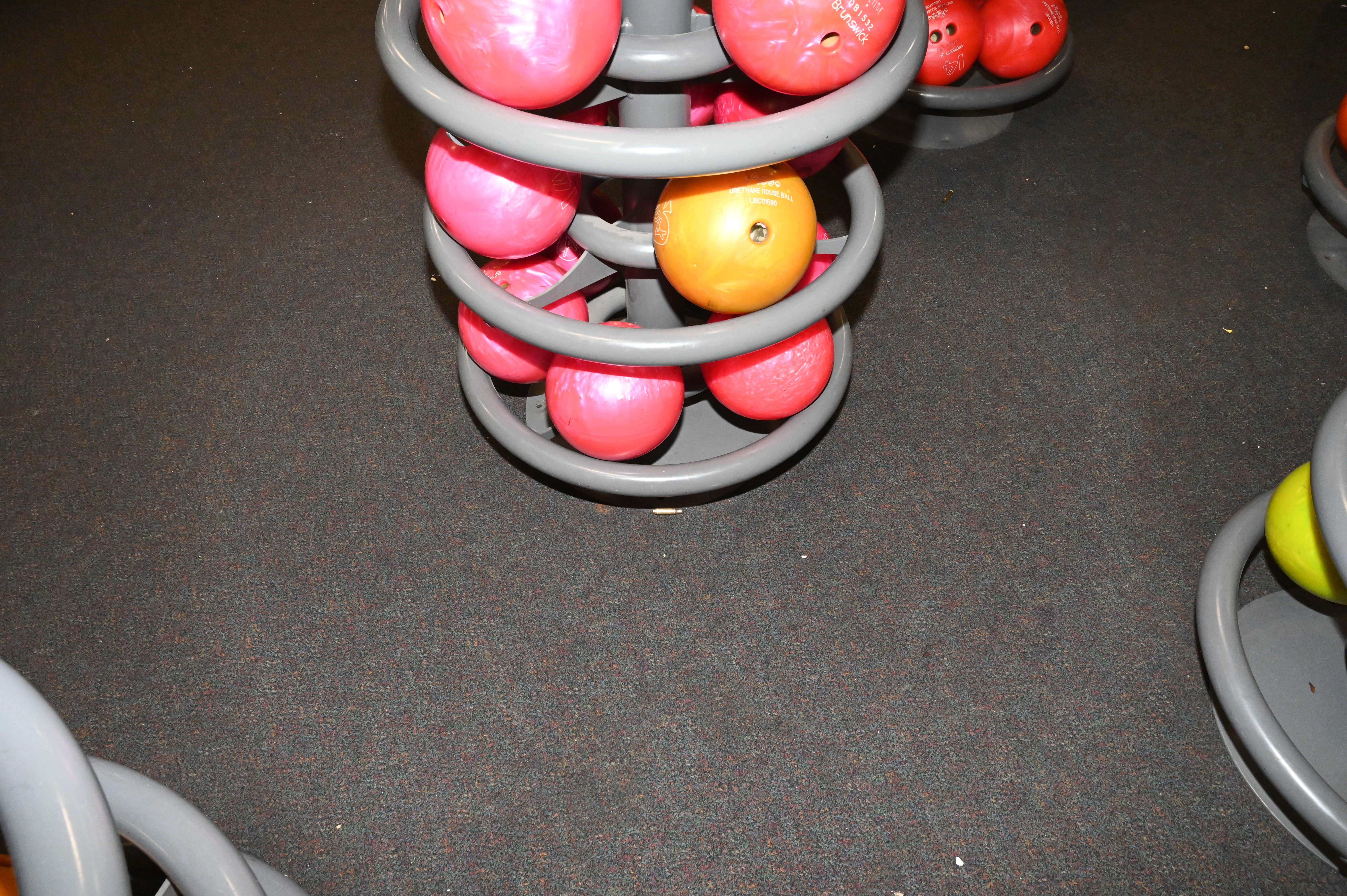 BOWLING ALLEY-RIGHT SIDE INTERIOR
