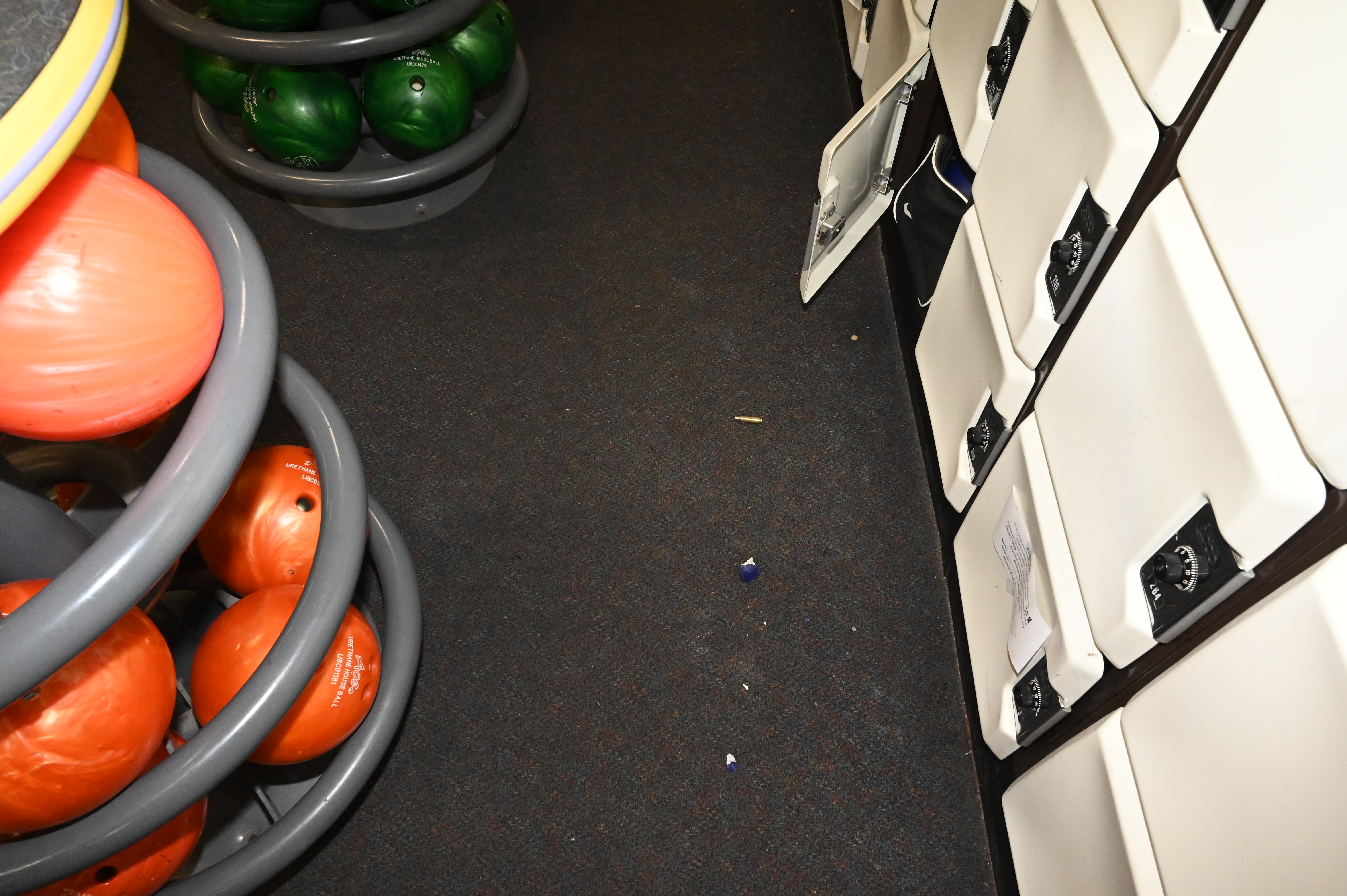 BOWLING ALLEY-RIGHT SIDE INTERIOR