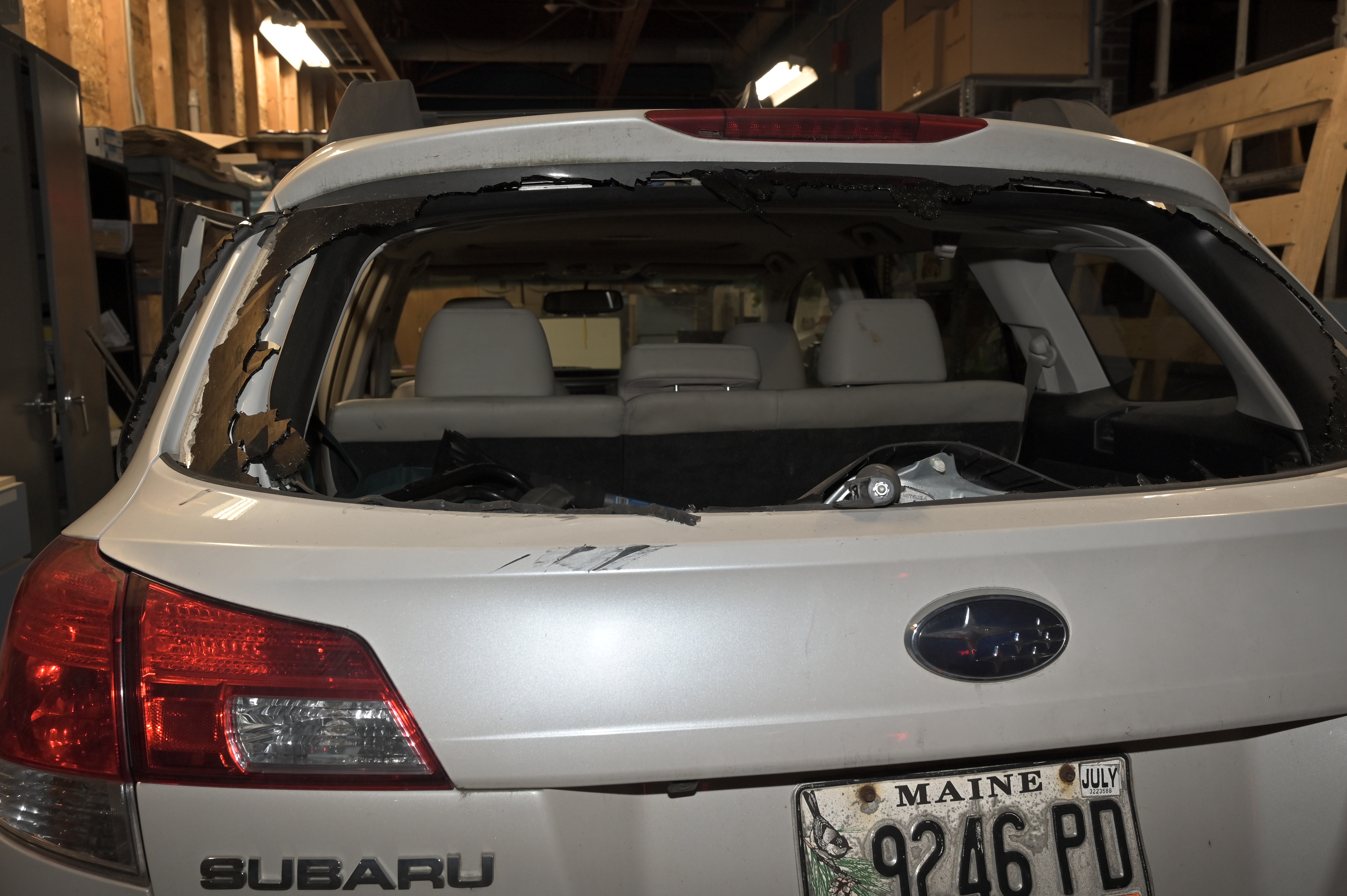 ROBERT CARD WHITE SUBARU