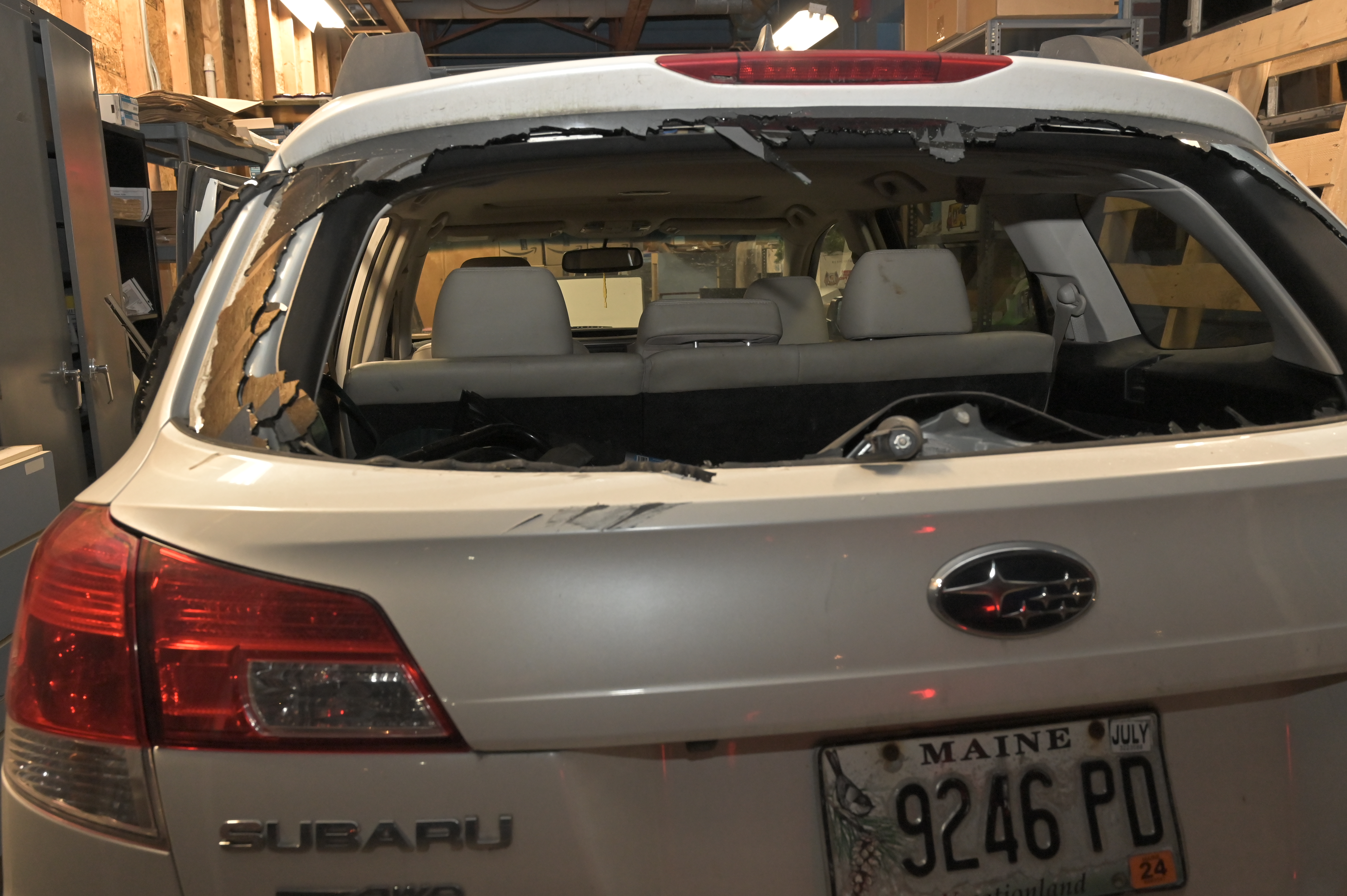 ROBERT CARD WHITE SUBARU