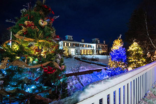 Photo of the Blaine House at night with Christmas decorations